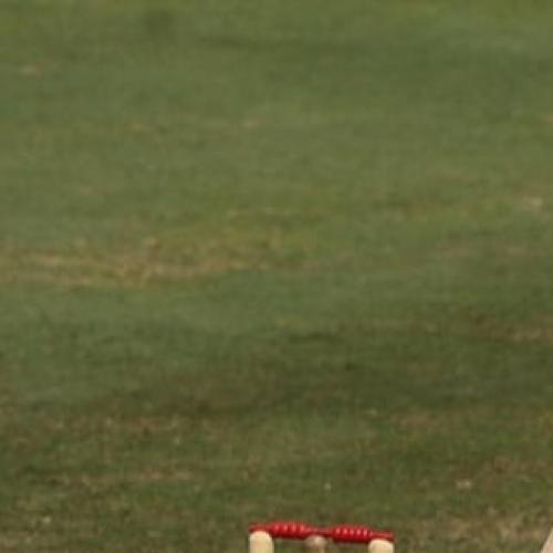 Aussies hunt 300-plus total in Hobart Test