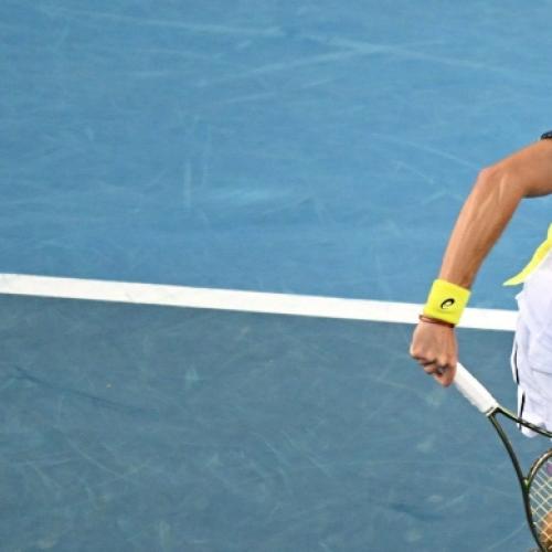 Alex de Minaur through to second round at Australian Open