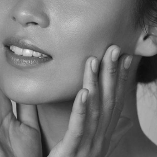 Spoil your Valentine with a $200 gift card to The Layt Clinic