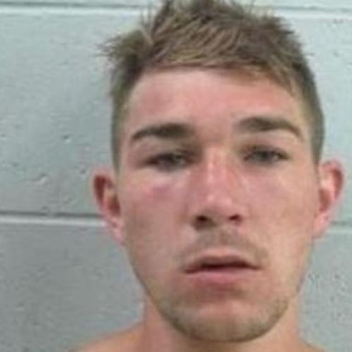 ‘Armed and dangerous’ wanted man may be on the Gold Coast