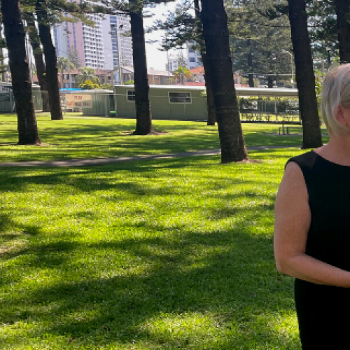 “I really thought I was going to lose her”: Woman’s six hour ambo wait for injured Mum
