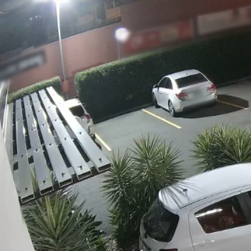 WATCH: Man on run after terrifying Gold Coast armed robbery