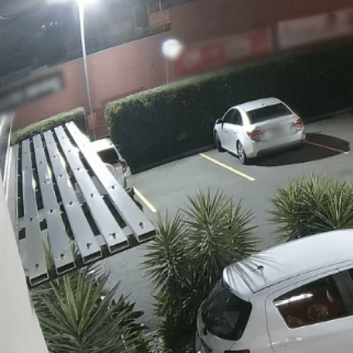 WATCH: Man on run after terrifying Gold Coast armed robbery