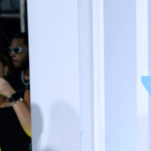 Taylor Swift wins best video at MTV awards