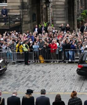 Queen’s coffin arrives in Scottish capital