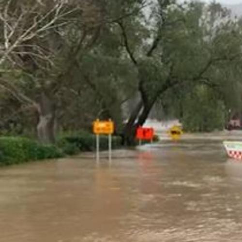 NSW flood threat remains, rain moves north