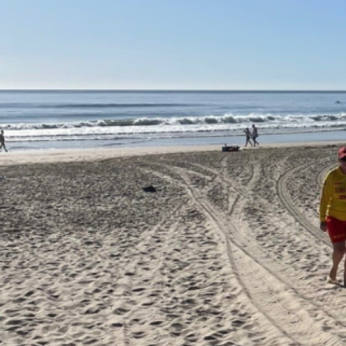 Man pulled from the surf in near-drowning at Gold Coast beach