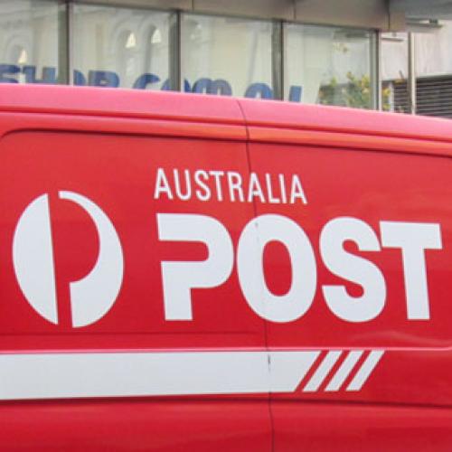 Australia Post gears up for Christmas rush with thousands of jobs on offer