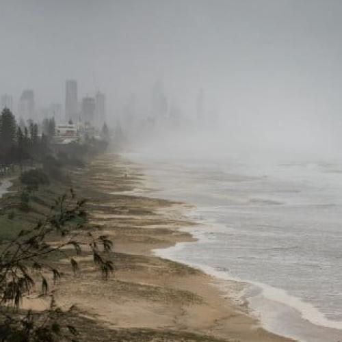 Flood warning issued amid Gold Coast downpours