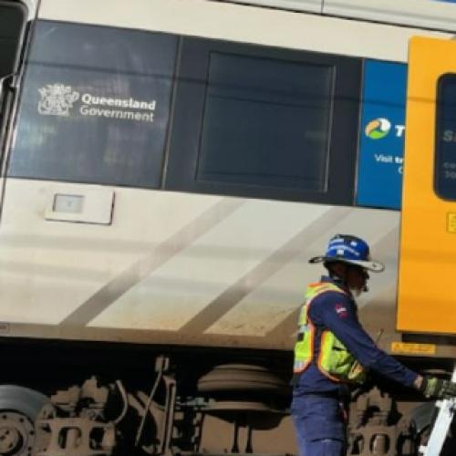 Passengers evacuated from stranded train on Gold Coast line