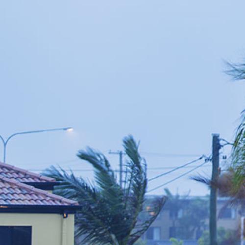 Gold Coasters urged to prepare home before going away ahead of possible wild weather