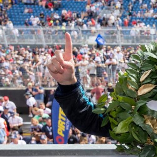 “Best moment of my life” Gold Coast’s Feeney takes out Adelaide 500