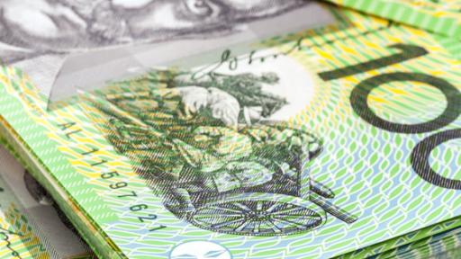 Man charged with stealing $40K cash left on train