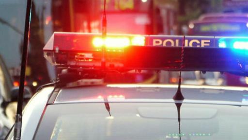 Man dead, two others injured after broad daylight shooting near Qld-NSW border