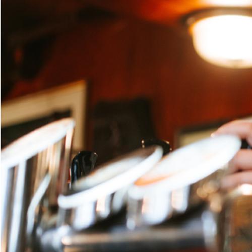 Unemployment rate falls back to 3.5 per cent