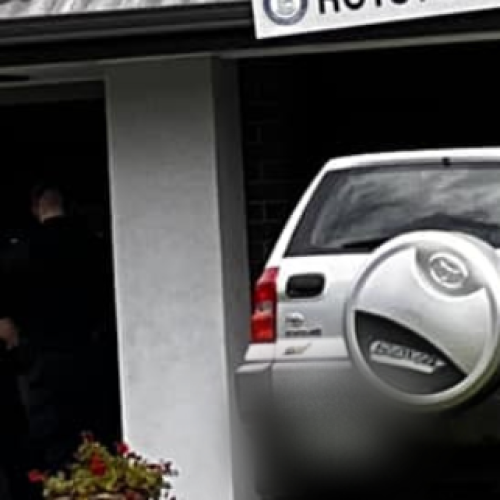 Driver arrested after car ploughs into southern Gold Coast home