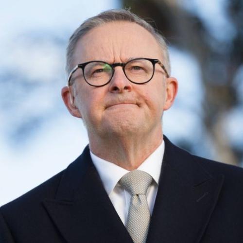 Albanese to meet Chinese Premier in bid to repair ties