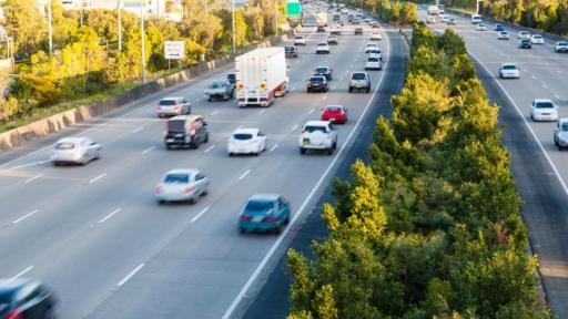 GC TRAFFIC: Early morning M1 chaos after three-car prang
