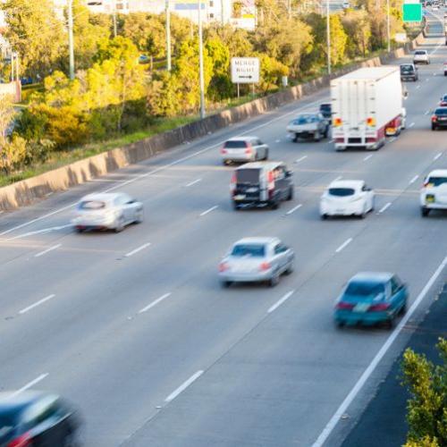 GC TRAFFIC: Separate crashes cause early morning M1 chaos