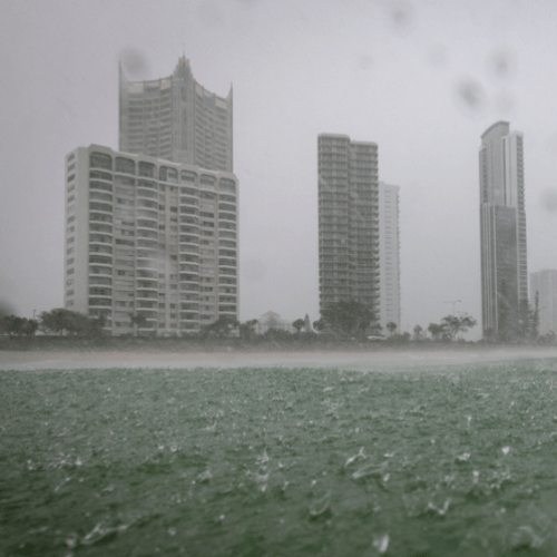 “Short, sharp downbursts” Gold Coast warned of afternoon severe storm action