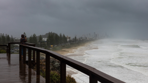 STORM ALERT | Gold Coast warned to brace for weekend of wild weather