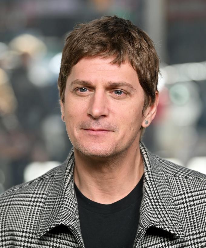 Rob Thomas Explains His Award Winning Music Formula & Personal Song Meaning