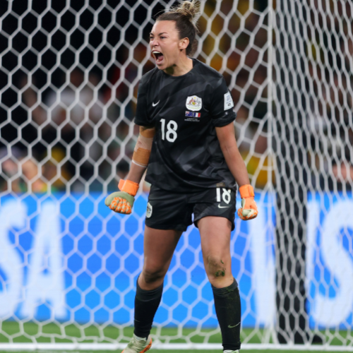 Unwell Mackenzie Arnold pulls through for Matildas