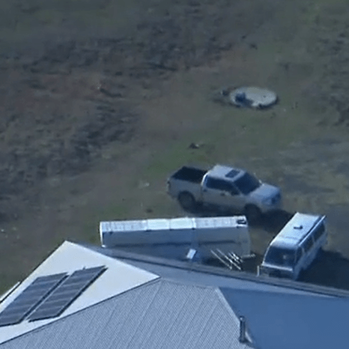 Major response after helicopter crashes while fighting bushfires in Scenic Rim