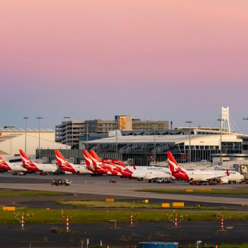 Pressure grows on chairman as Qantas scrutiny continues