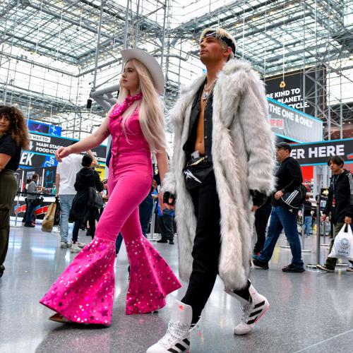 Some Of Our Fave Cosplay Pics As New York Comic Con Invades Manhattan