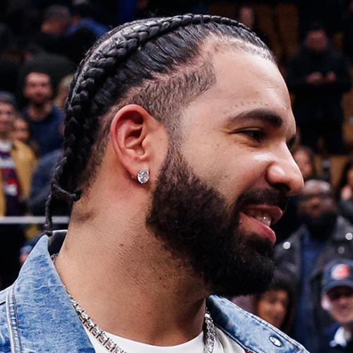 Drake's New Tattoo Has The World... Confused!