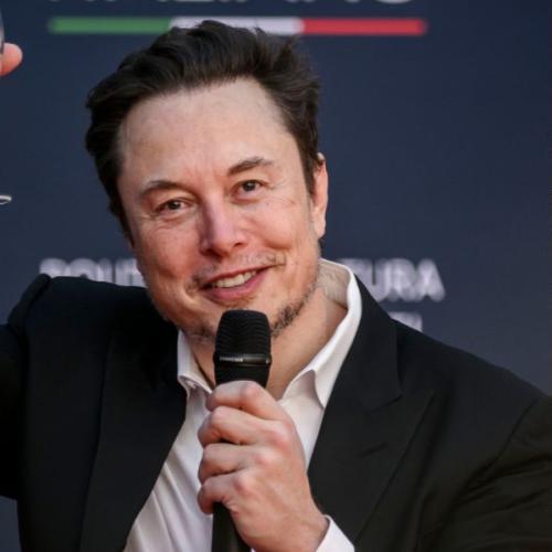 Elon Musk Leaves People Divided Again With Latest Robot