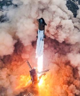 Historic Achievement: Largest Rocket Reaches Orbit and Splashes Down in Two Giant Pieces