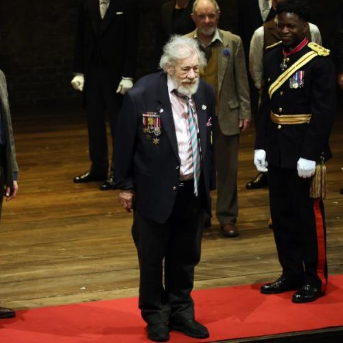 Sir Ian McKellen Hospitalised After Stage Fall at London Theatre