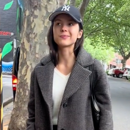 Olivia Rodrigo Stops On The Streets Of Oz To Give Sweet Advice To Aussie Fan