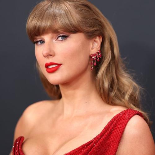 Taylor Swift Set for Major Award at This Year’s iHeart Radio Awards