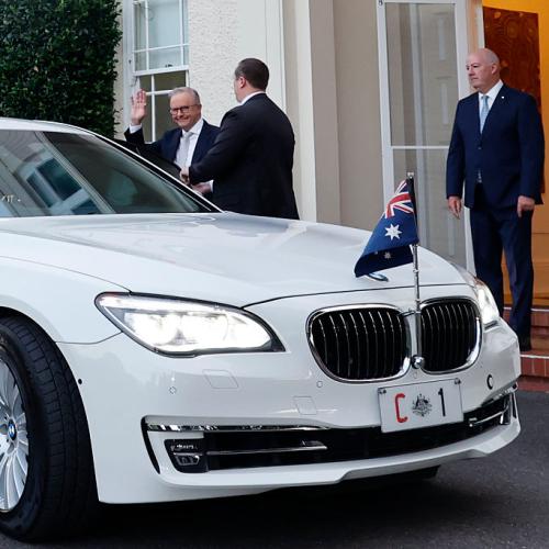 PM confirms federal election for May 3