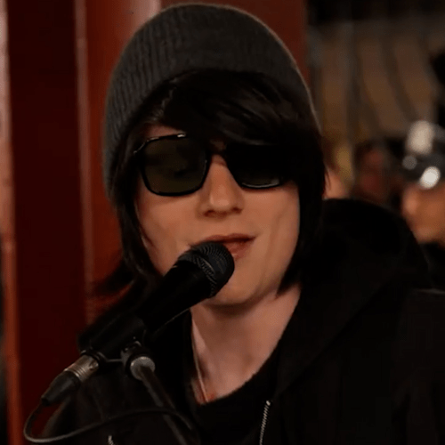 Ed Sheeran and Jimmy Fallon Perform Undercover Surprise Busking Gig In NYC Subway