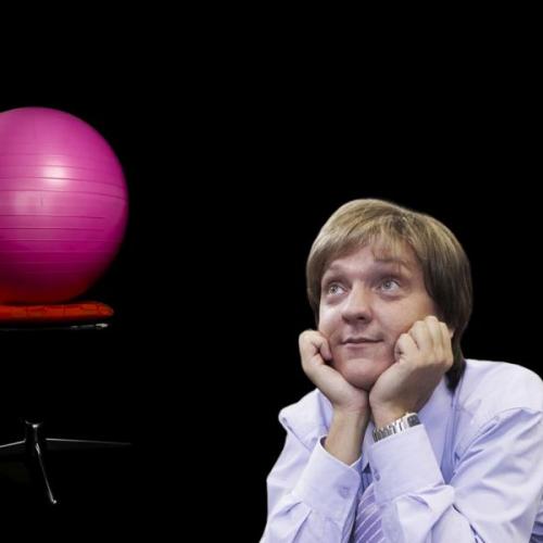 Chris Lilley is Back as Mr G