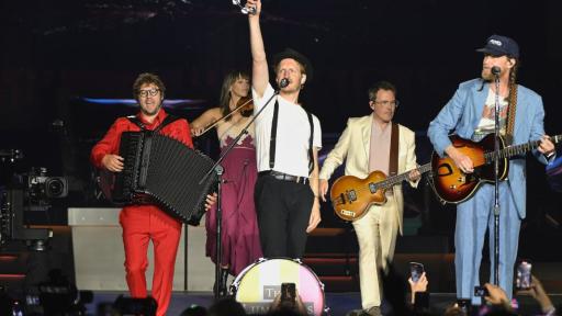The Lumineers: iHeartRadio LIVE is a Virtual Reality Concert Special Not to Miss