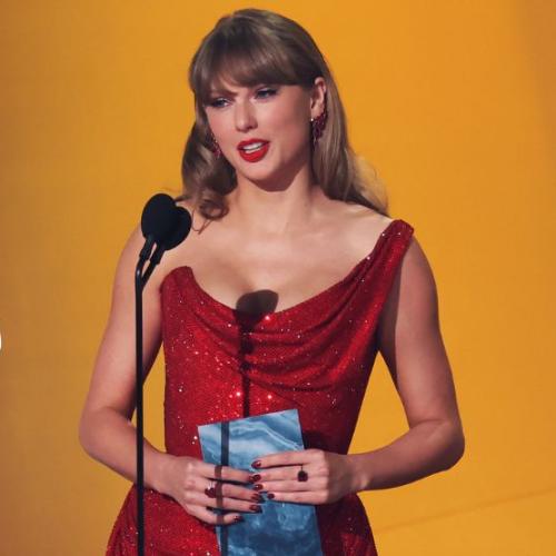 Warning to Swifties as Showgirl Scammers Try to Take the Stage