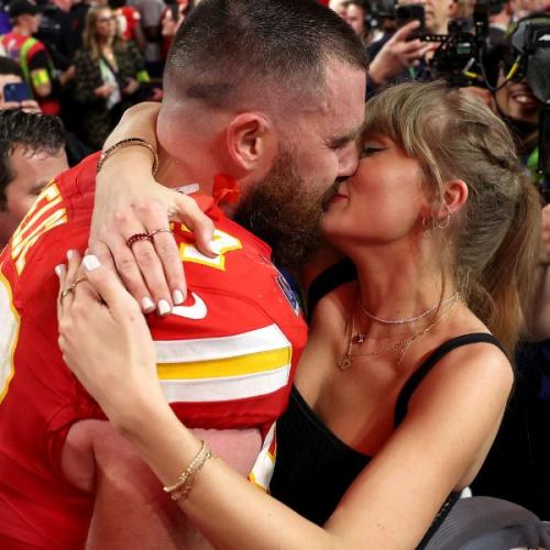 Taylor Swift and Travis Kelce’s Engagement: A First Look at Her Gorgeous Ring!