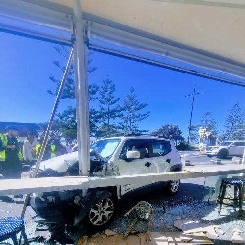 Lucky escape after SUV ploughs into Surfers Paradise Surf Club