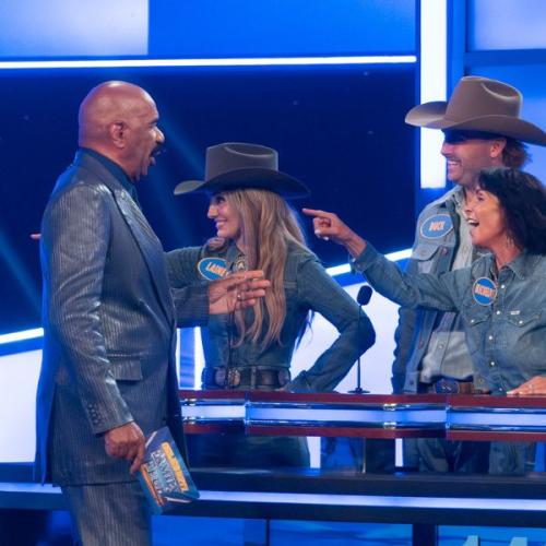 You Can’t Help But Laugh at This NSFW Answer on Celebrity Family Feud