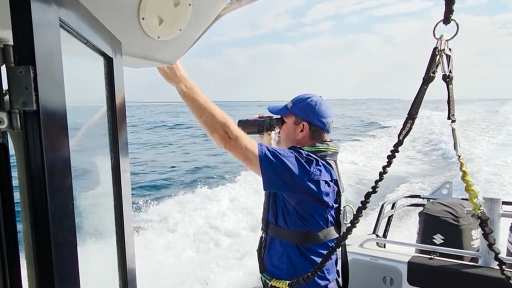 Authorities locate missing catamaran bound for the Gold Coast