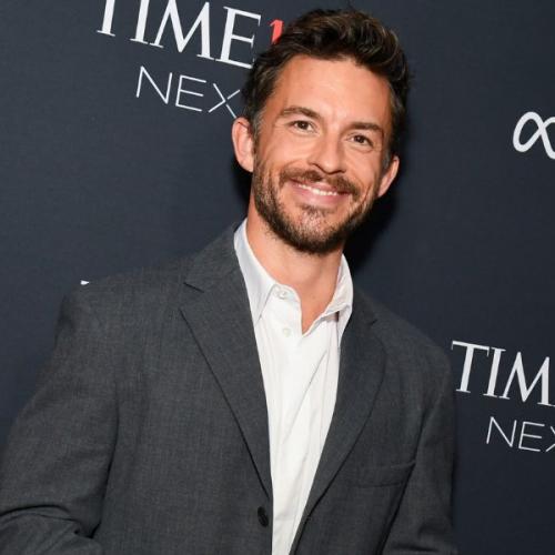 Jonathan Bailey Crowned Sexiest Man Alive 2025