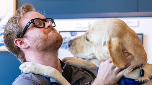 Here’s the Proof that AI Glasses are Giving Blind Users ‘Superpowers’