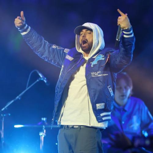 Jack White and Eminem Just Pulled Off The Most Epic NFL Halftime Surprise (and it wasn’t the Super Bowl)