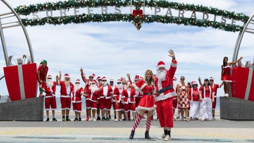 VIDEO: Galey and Emily Jade’s Santa Bus