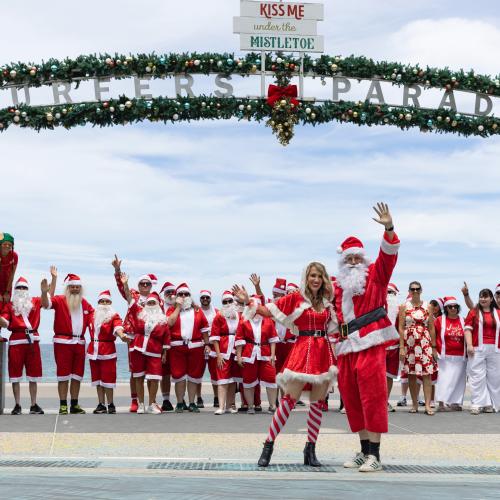 VIDEO: Galey and Emily Jade's Santa Bus
